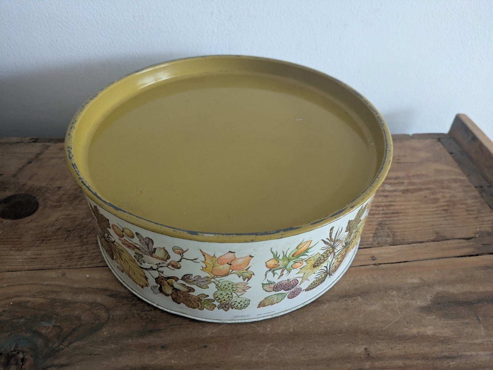Retro Floral Round Cake Tin Fruit Decor Hedgerow By Giftcharm Made In England
