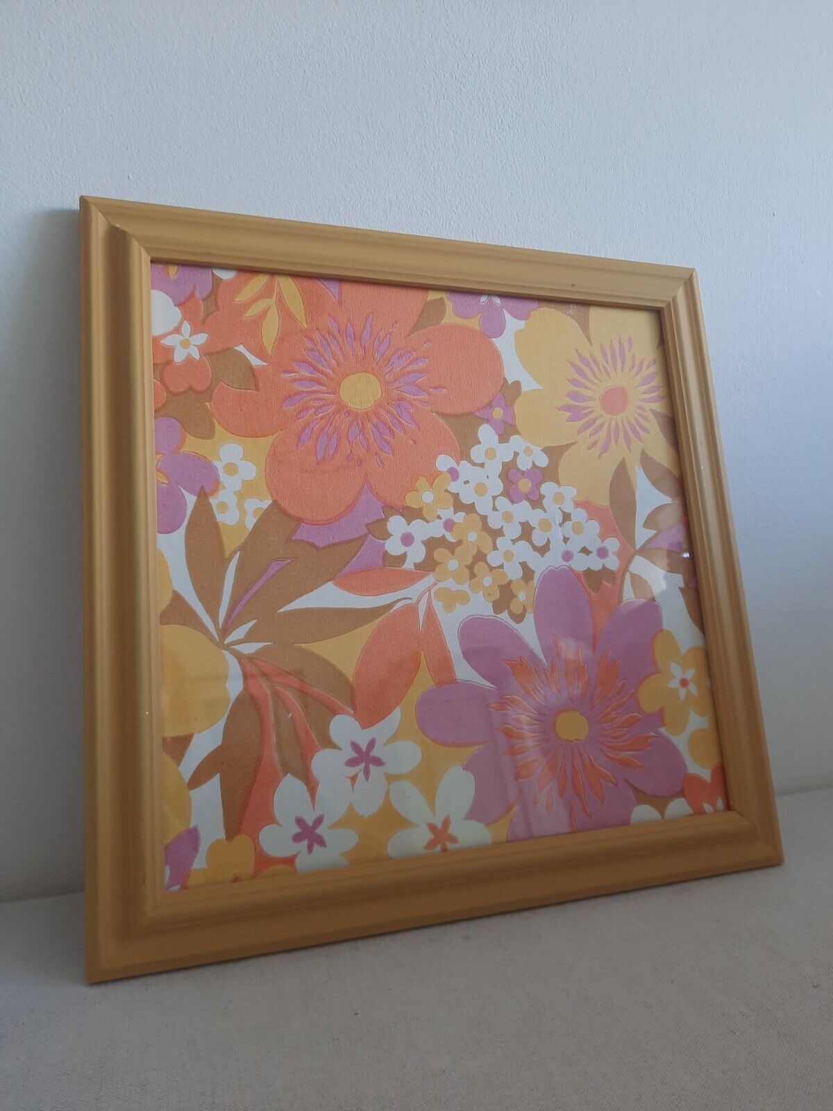 Retro picture Frame Wallpaper gift framed Yellow 60s 70s Vtg Floral Decor Wall!