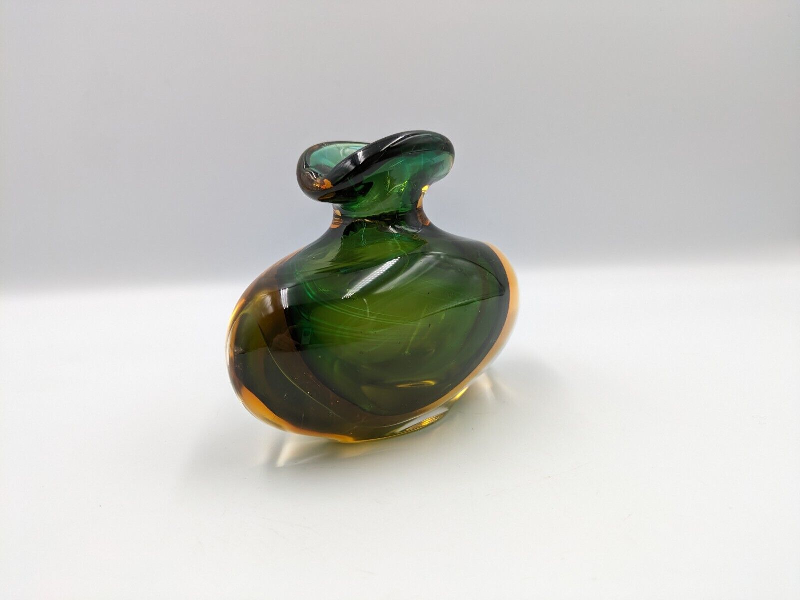 Murano Sommerso Hand Blown Art glass Green Amber Cased Italian perfume Bottle UV