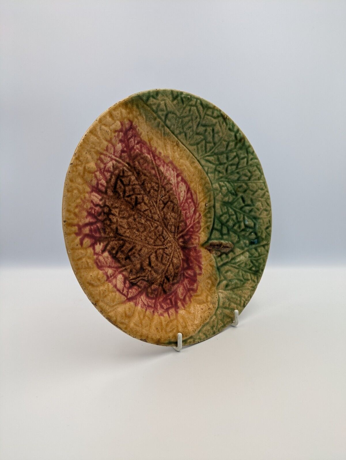 19TH CENTURY ENGLISH ANTIQUE MAJOLICA BEGONIA LEAF PATTERN PLATE CABBAGE WARE VG
