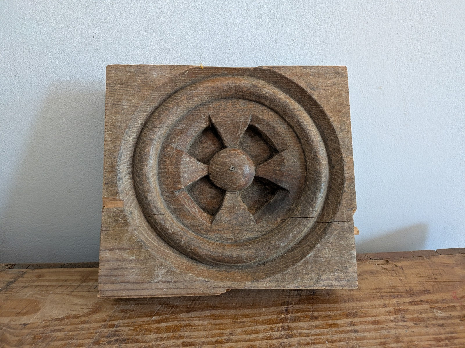 Antique Gothic Revival Panel Solid Pine Wood Salvage Pew End Piece Clover Round