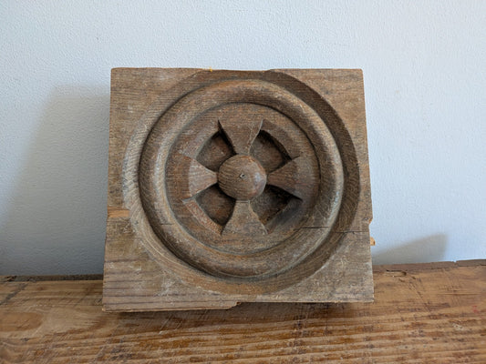 Antique Gothic Revival Panel Solid Pine Wood Salvage Pew End Piece Clover Round