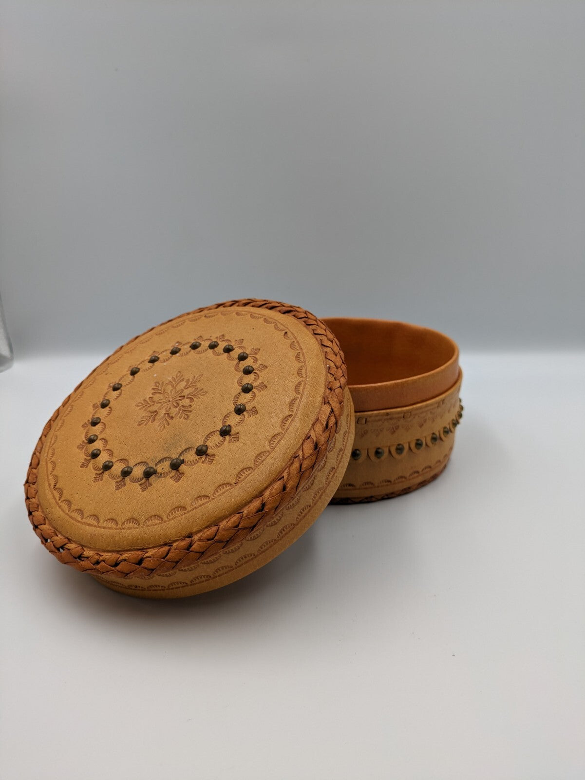 Vintage 1970s Leather Round Keepsake Trinket Box Hand tooled Handmade Sewing Vgc