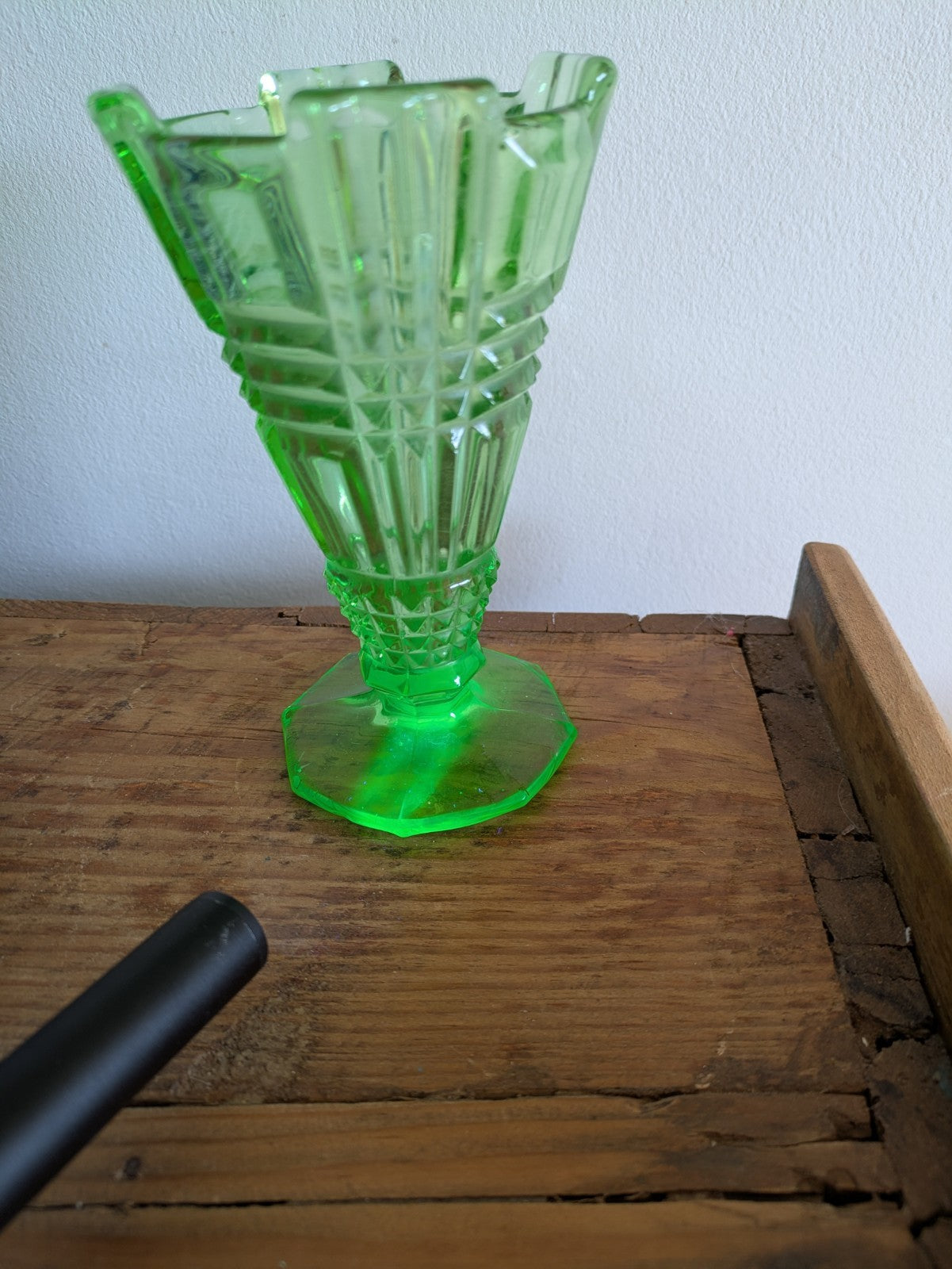Uranium Green Glass Art Deco Vase c.1930s/40s  Vanity 15cm High Pedestal UV Glow