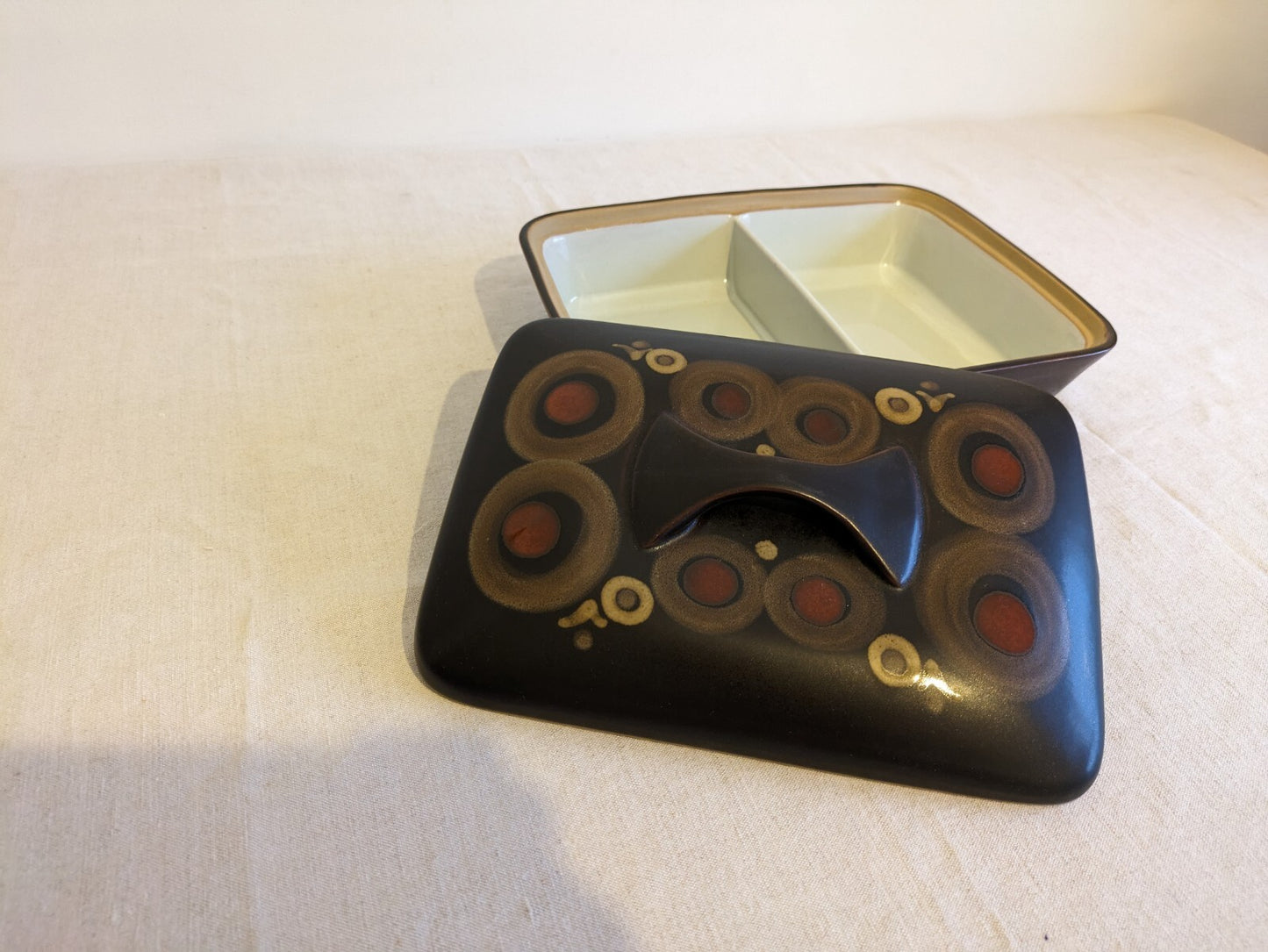 1x LARGE DENBY ARABESQUE 70s CASSEROLE SPLIT SERVING DISH 60S SMARKAND POTTERY
