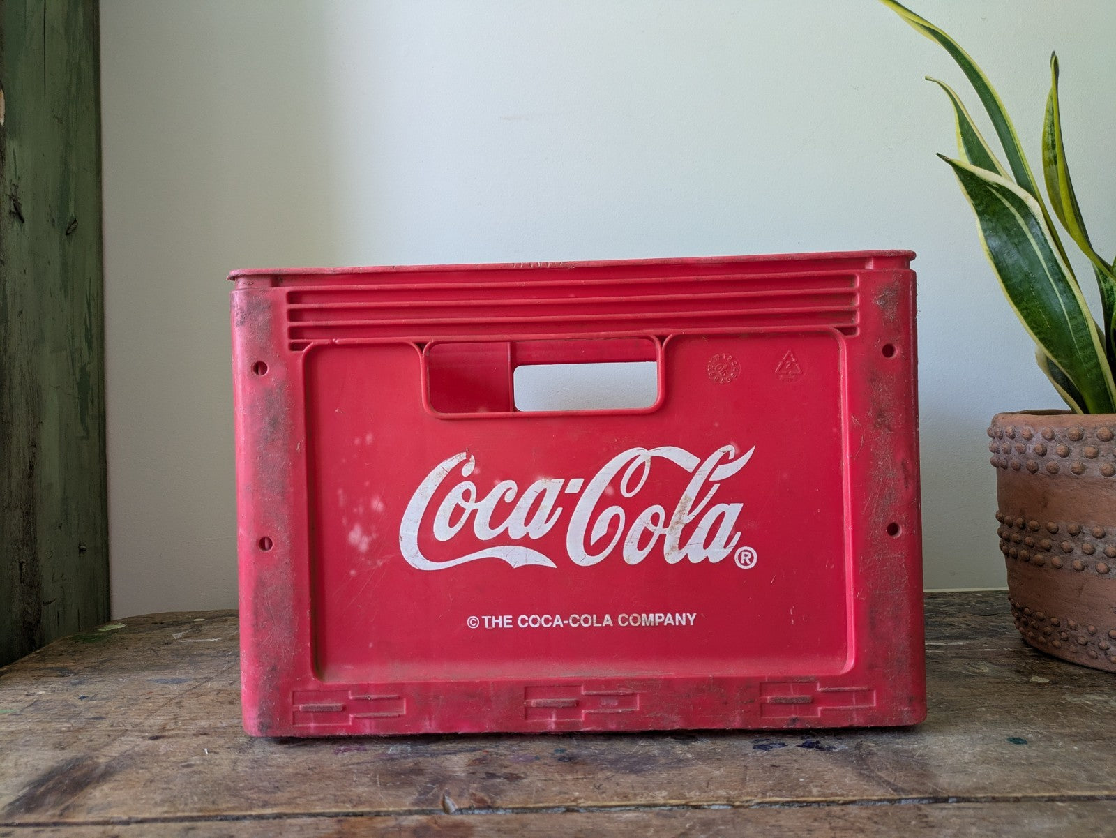 VINTAGE RED COCA - COLA CRATE 20 BOTTLE CRATE DRINKS CARRIER ADVERTISING BOX!!