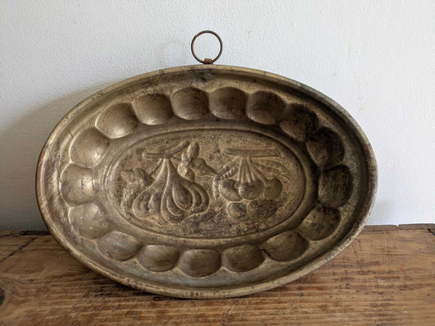 Antique Copper Food Mold Hanging Fruit Motif with Hook Fig Cherry VTG Oval Large