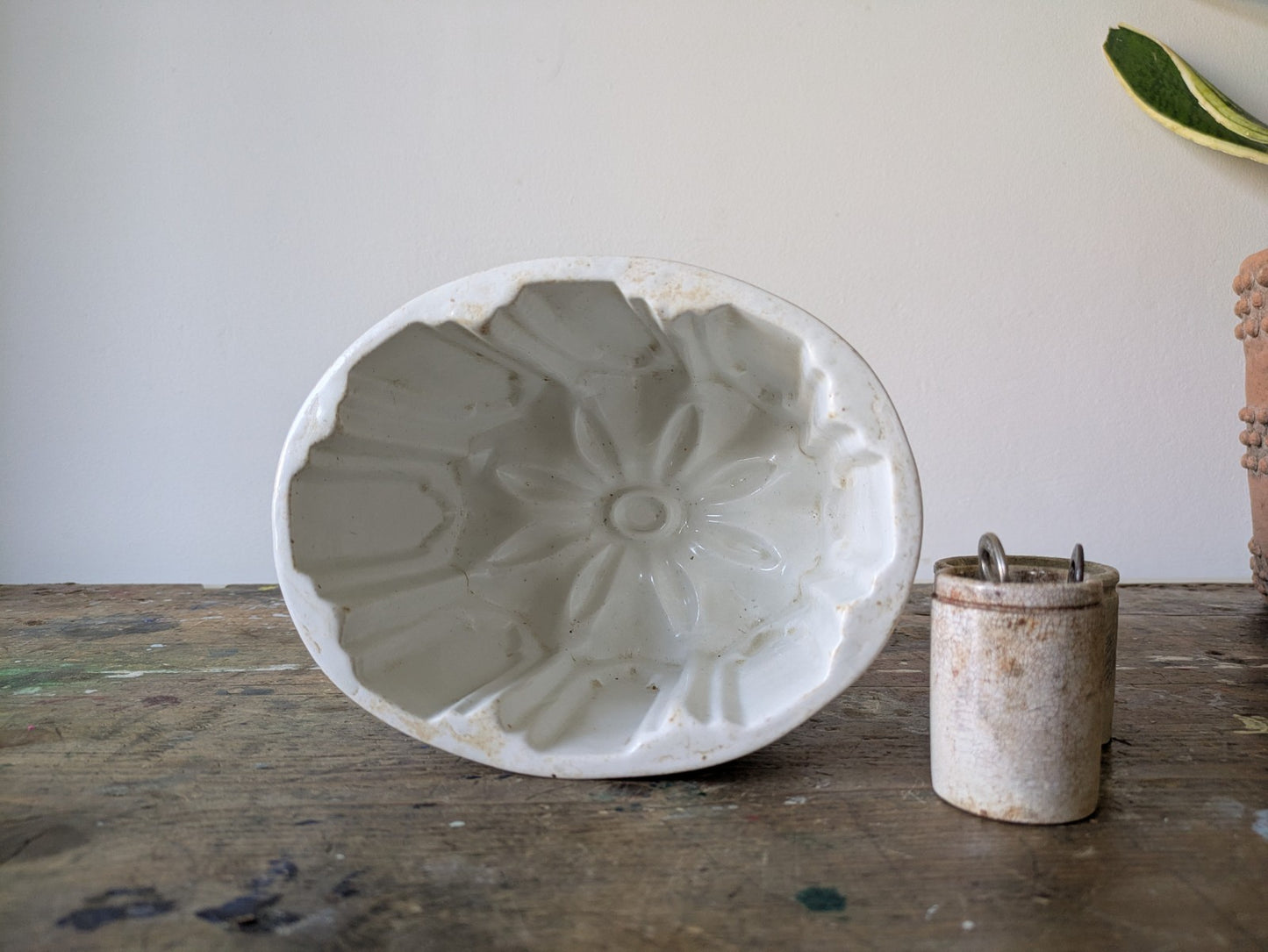 Heavy Antique Victorian White Stoneware Flower Head Design Jelly Mould Oval Vgc
