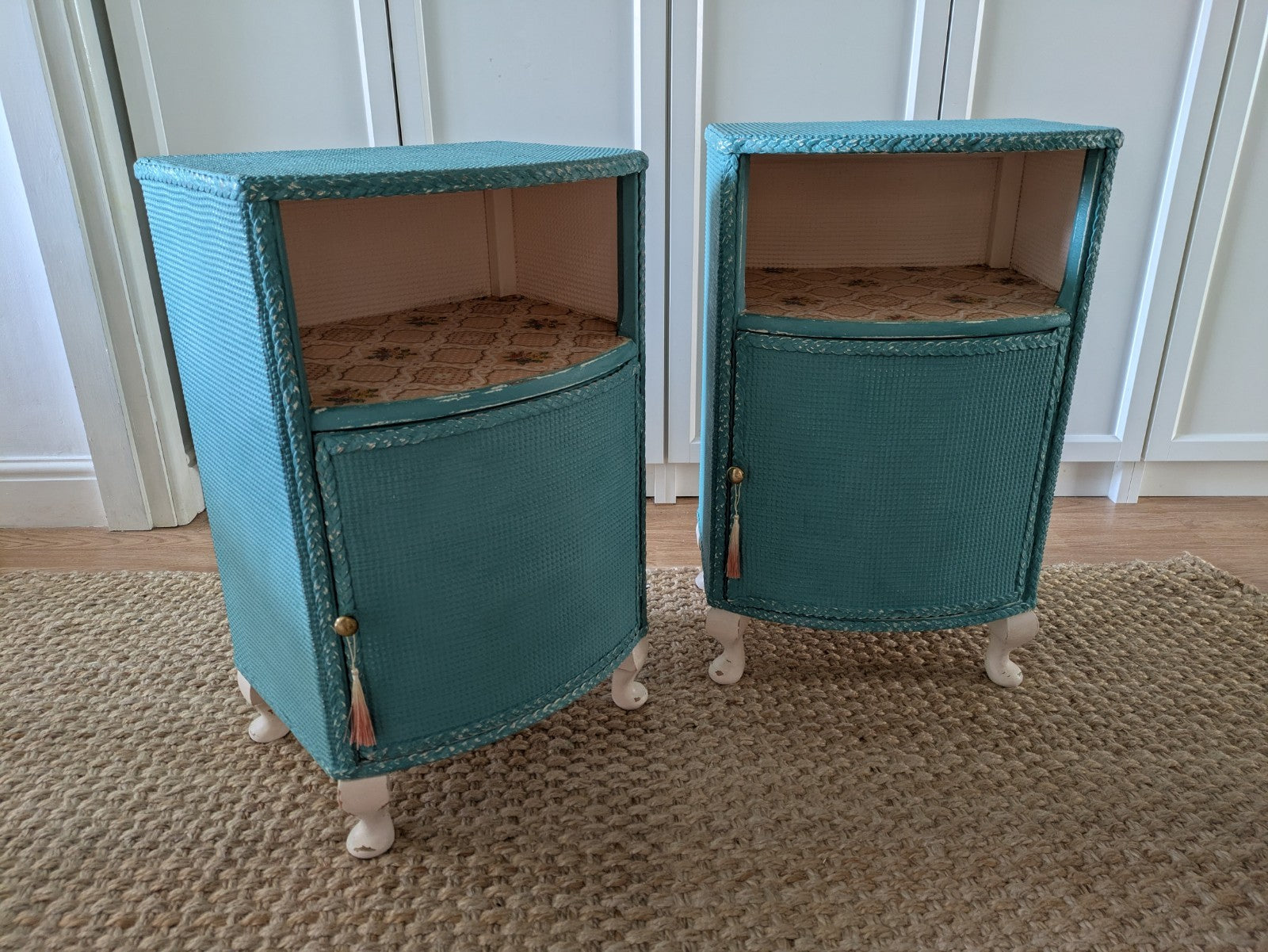 2x Vintage Lloyd Loom Bedside Table Bedside Drawers Cabinets Pair Painted French