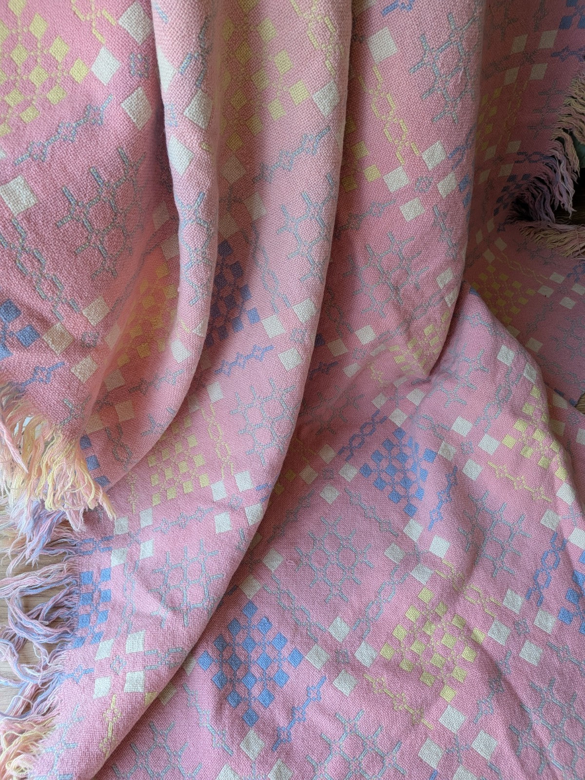Welsh Wool Tapestry Blanket Throw Pink Blue Reversible Double 227cm x 156cm Vtg