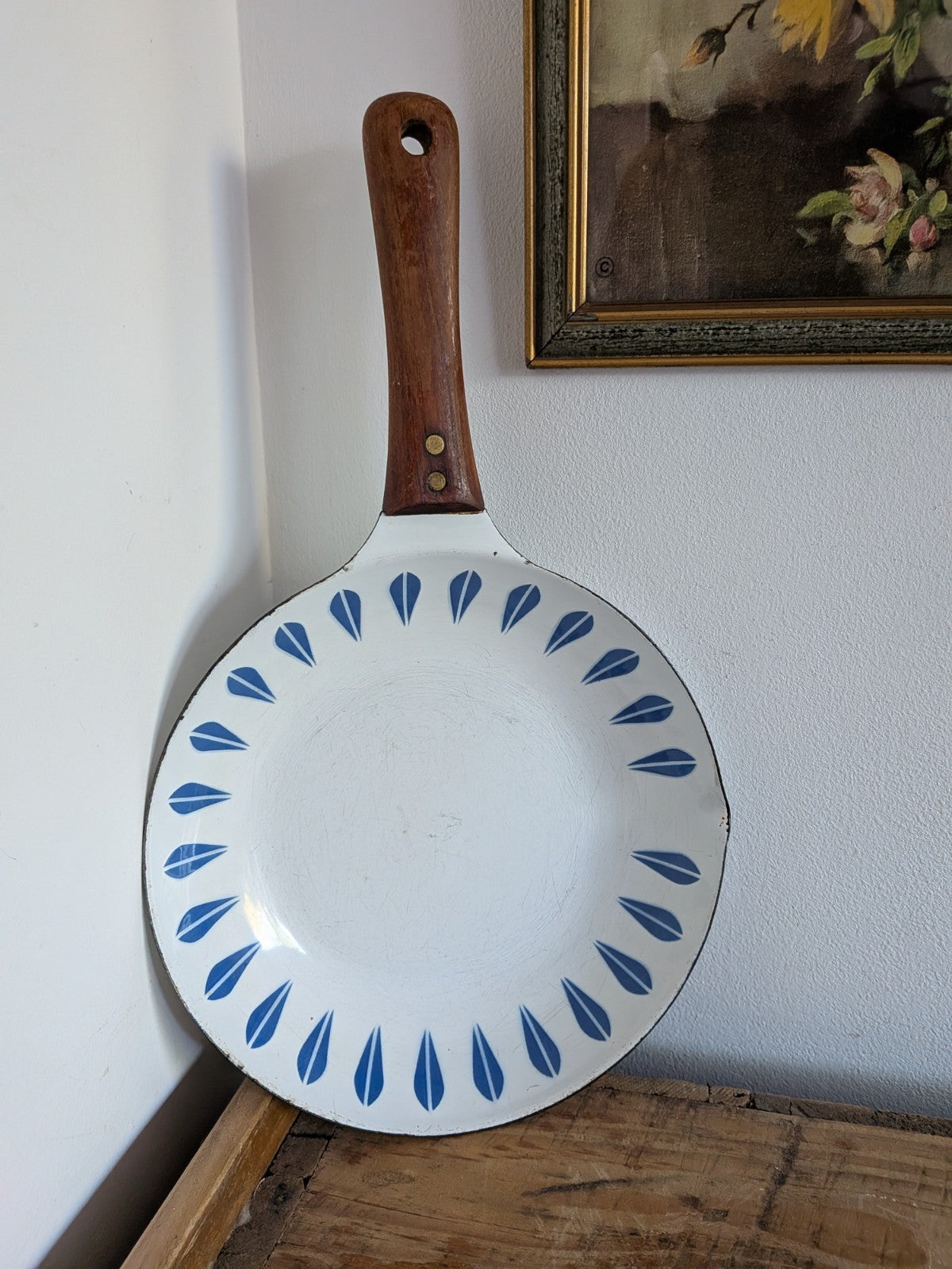 Vintage Retro Cathrineholm Norway Enamel Skillet Pan White Blue Lotus Pattern 