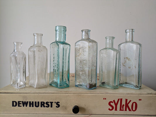 6x Antique Vintage Glass Bottles vase flower Chemist Medicine Display TEAL Prop