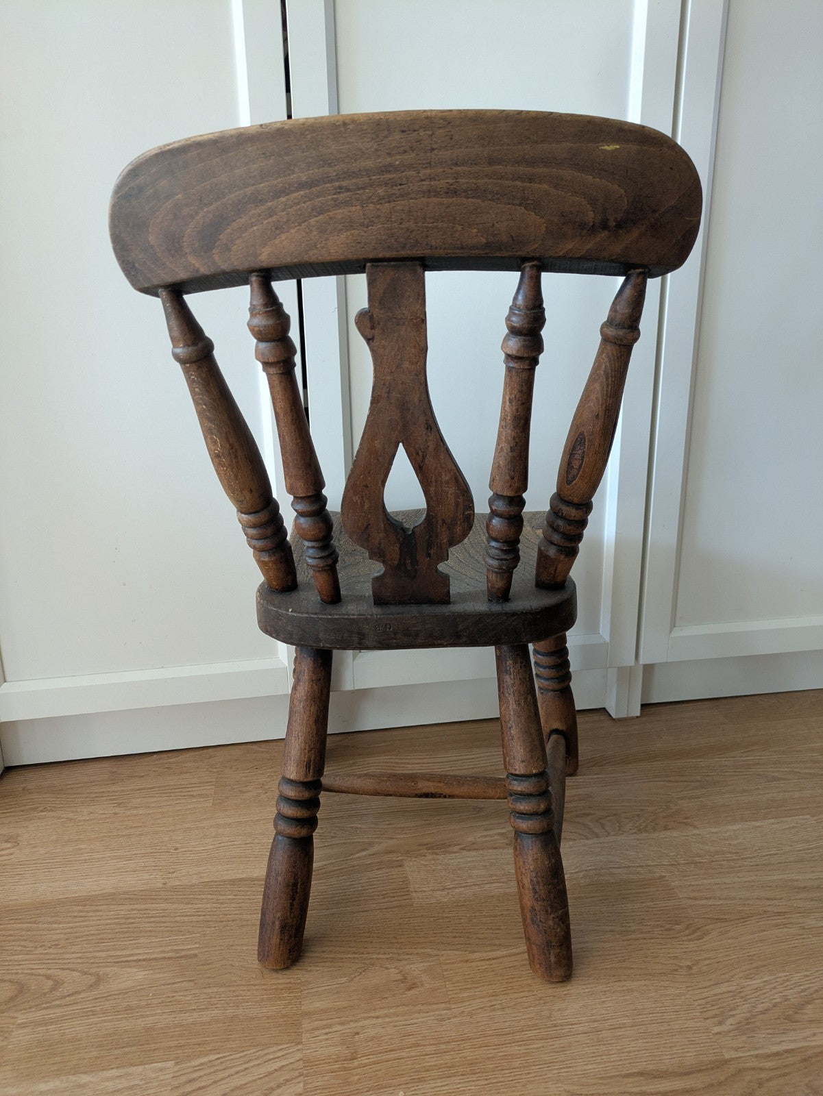 Antique Lyreback Elm childs Arts And Crafts Fiddle Back Chair VTG Original Prop 