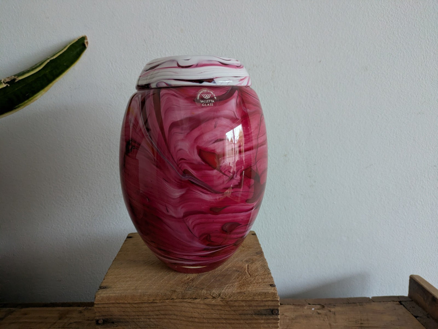 SIGNED Valletta Maltese Pink and White Candy Swirl Glass Vintage Vase XL Florist