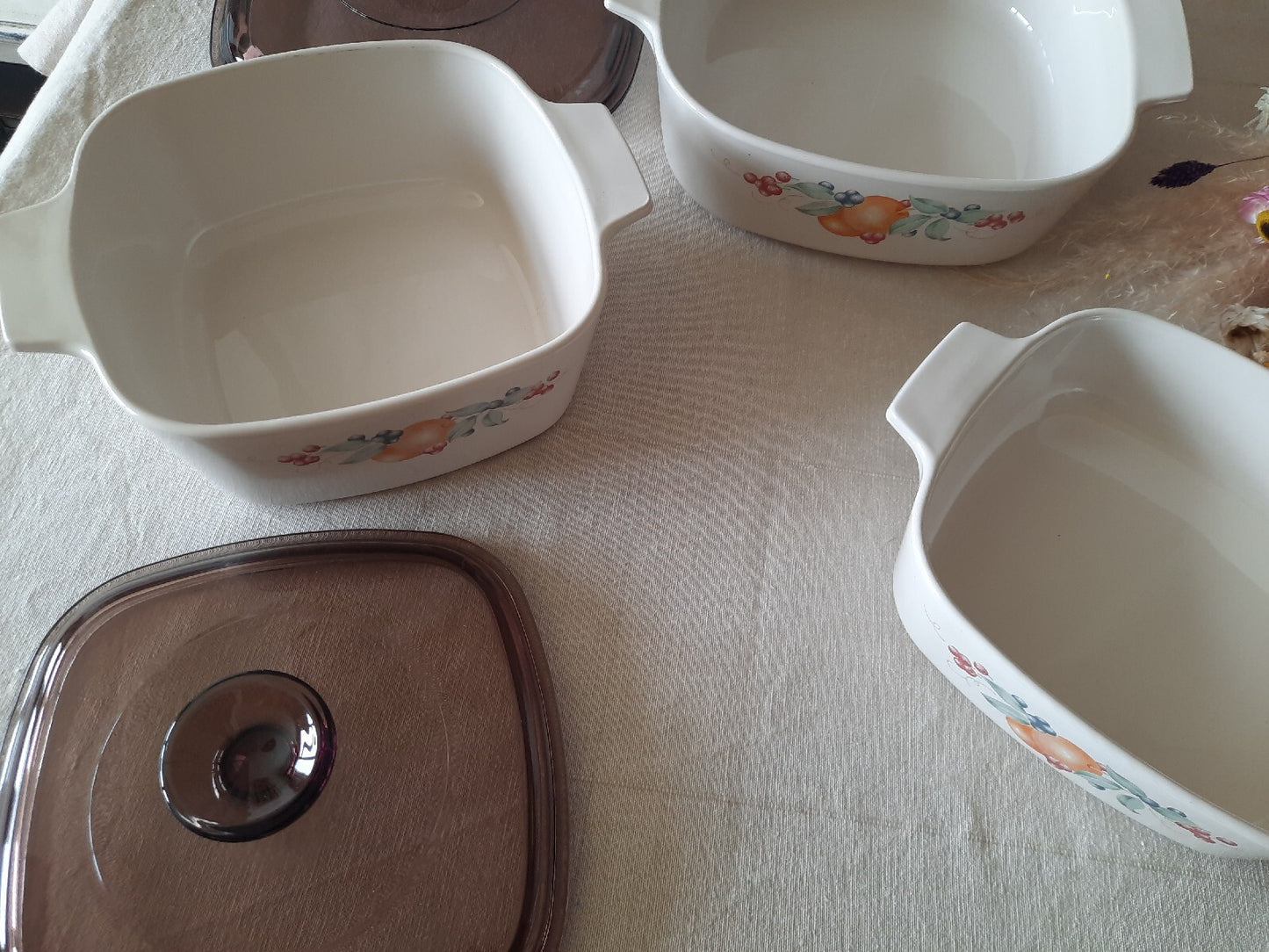 ABUNDANCE Corning Ware 6 pc Trio Casserole Dishes Amber Lid Set Rare Retro Vtg