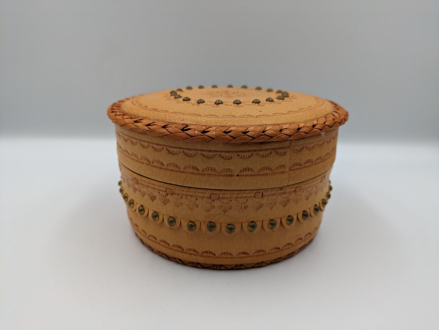 Vintage 1970s Leather Round Keepsake Trinket Box Hand tooled Handmade Sewing Vgc