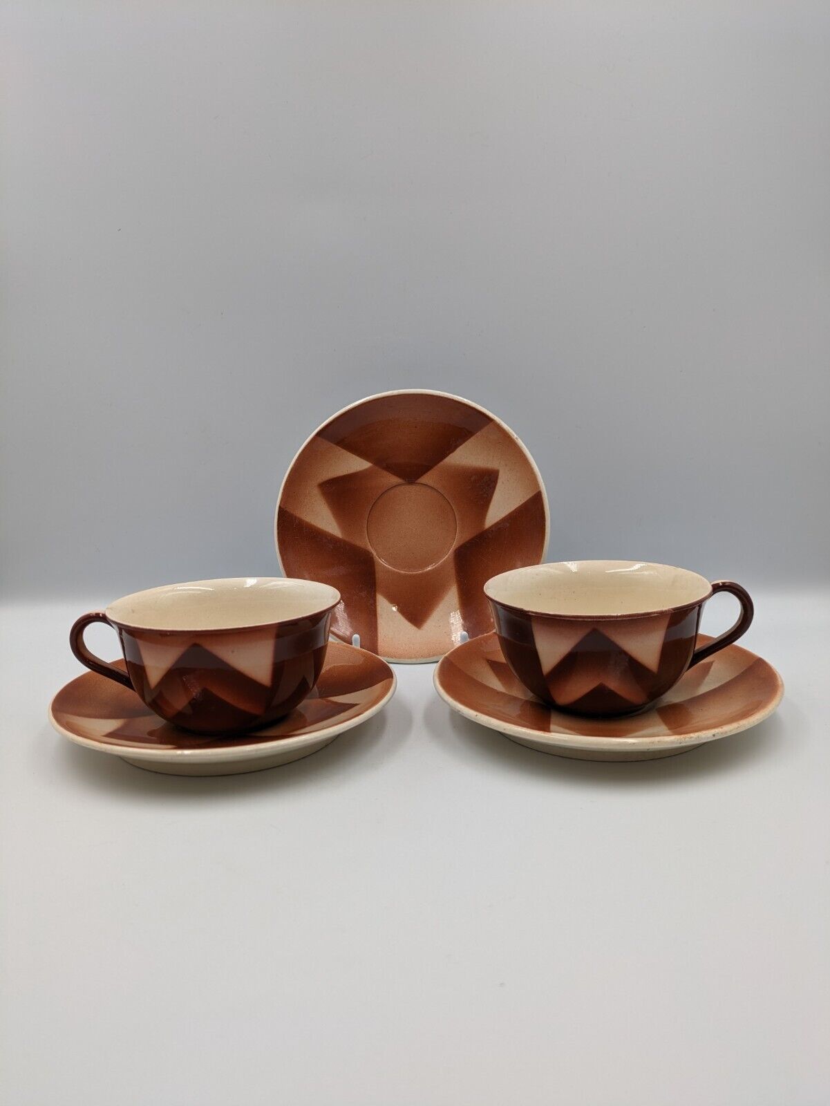 2x 1920s West German Waku Feuerfest Keramik Coffee Cups Saucers Art Deco Antique