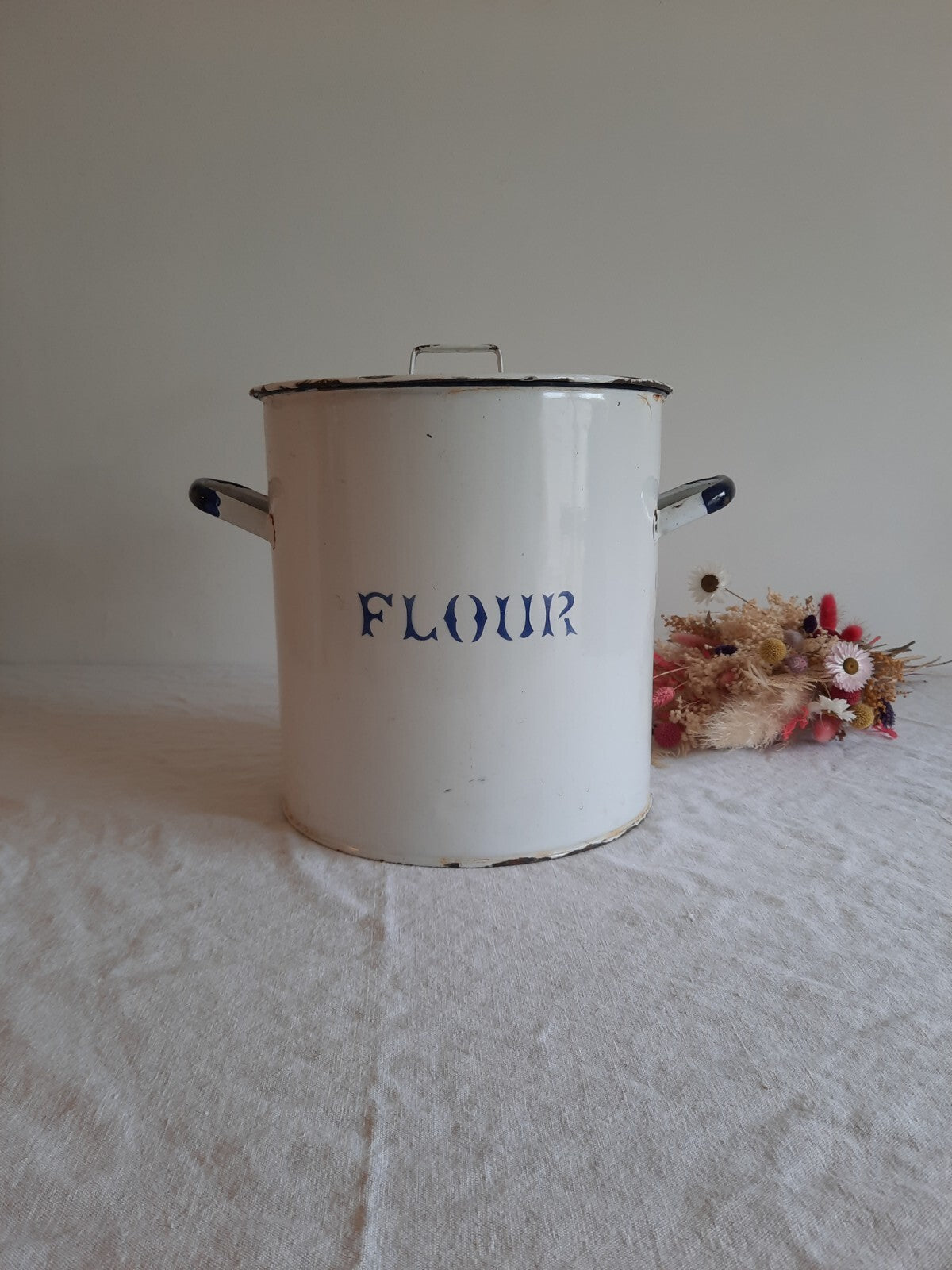 Antique / Vintage Enamel Flour Bin Storage Container Kitchen Display Early Retro
