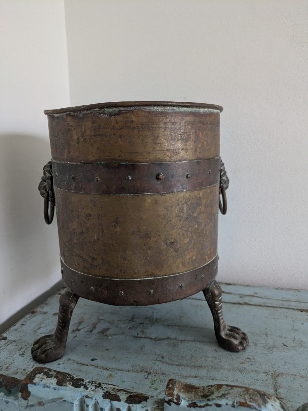 19th C Antique Copper Brass Lion Log Coal Bucket Planter Ice Cylinder 3 Leg Rare