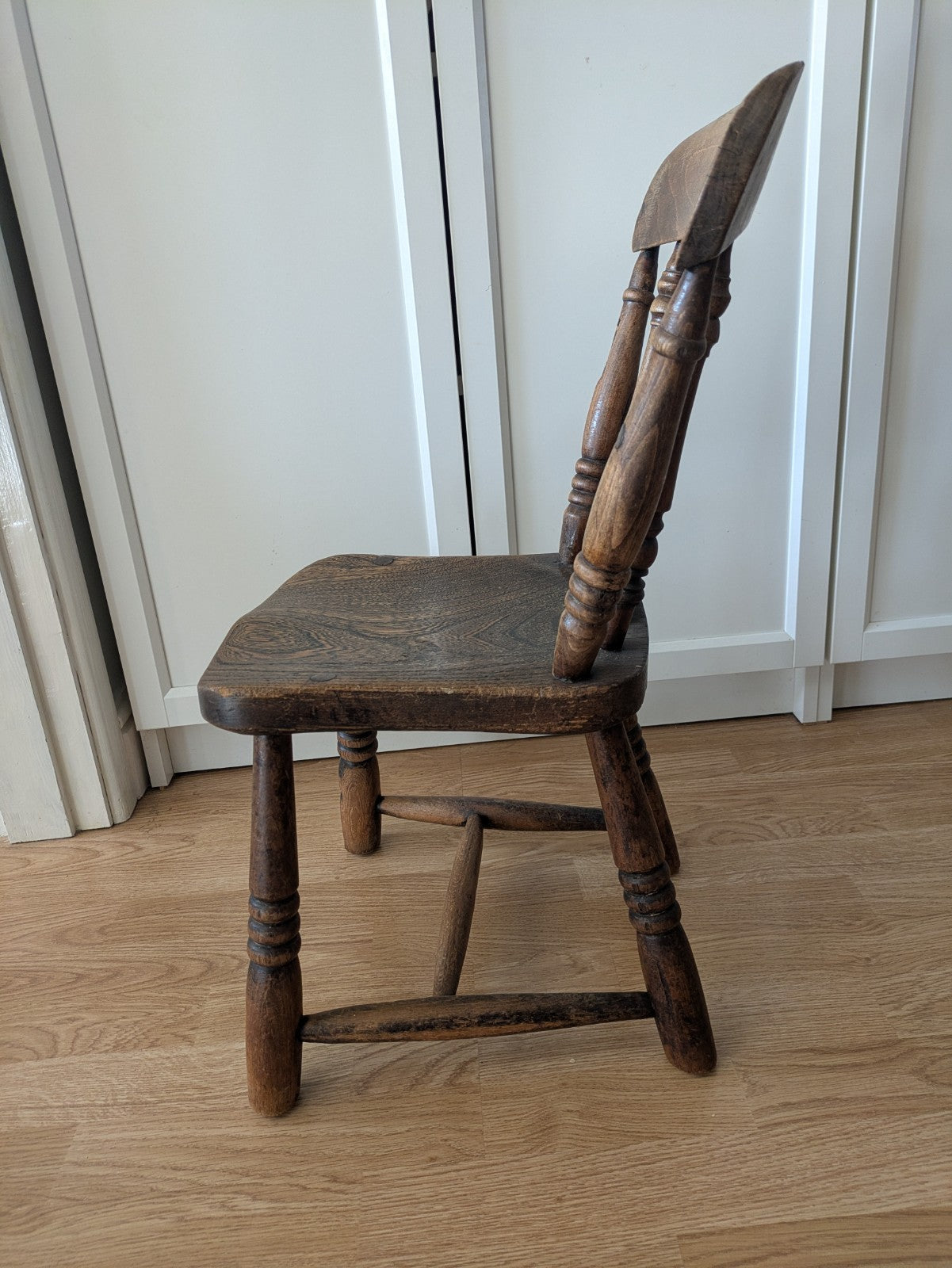 Antique Lyreback Elm childs Arts And Crafts Fiddle Back Chair VTG Original Prop 