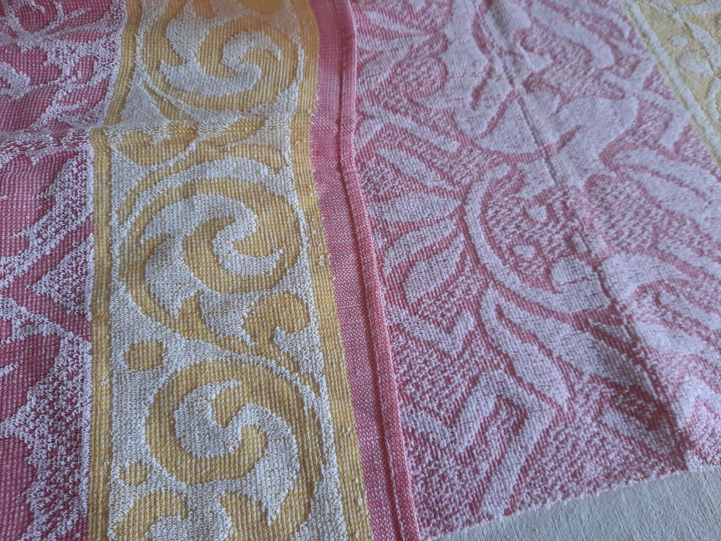 1 Vintage Towel Pink Yellow Retro Hand bathroom prop Midcentury Cotton Floral