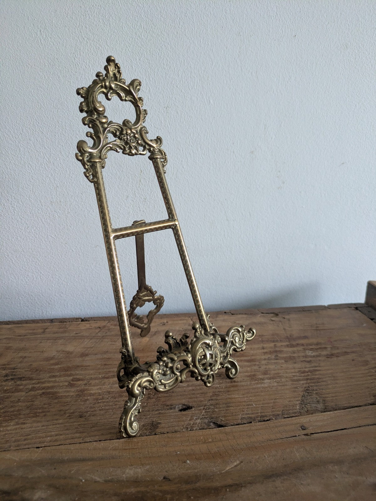 Decorative Brass Display Stand Easel Quality Heavy Brass Frame Ornate Rococo Vtg