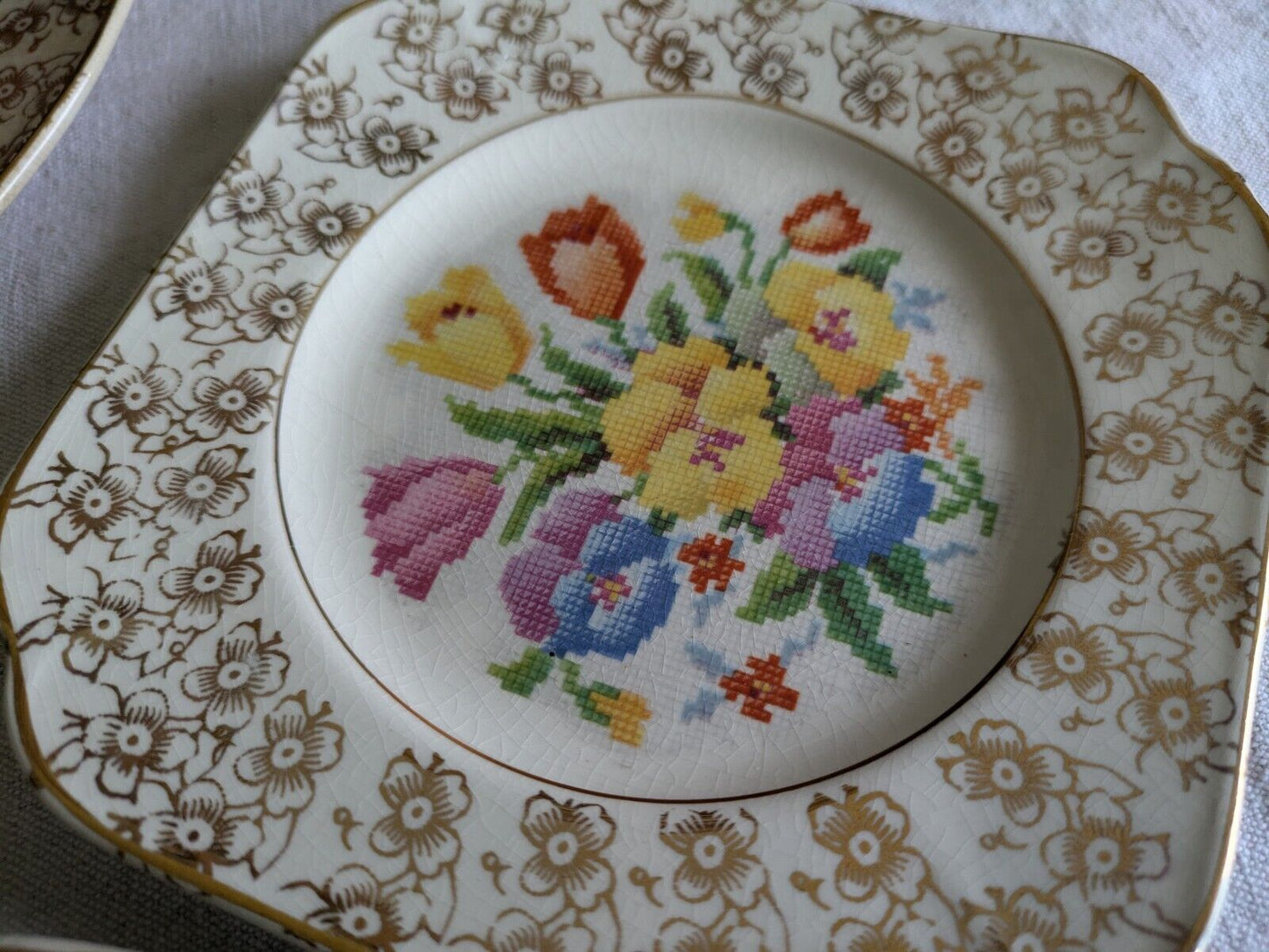 6x Vtg Coronet Ware Tapestry English Sampler Side Plates Parrott & Co Burslem 