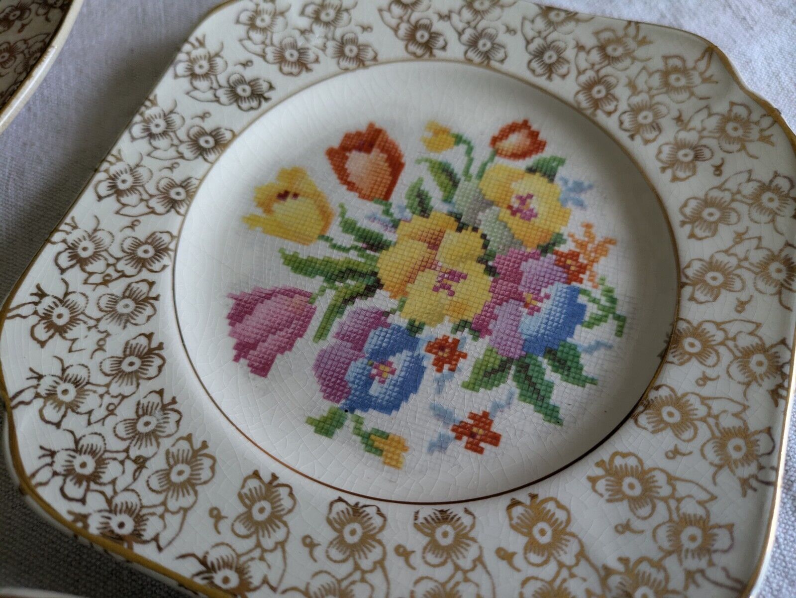6x Vtg Coronet Ware Tapestry English Sampler Side Plates Parrott & Co Burslem 