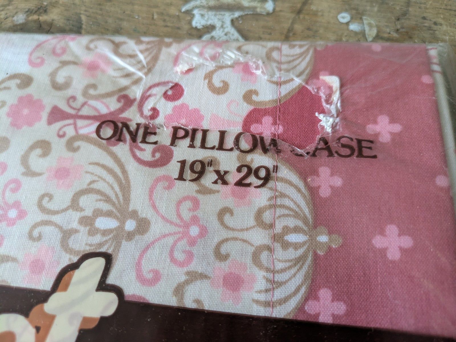 1x vintage pillow cases Cygnet polycotton pink and beige patterned BNWT Prop 