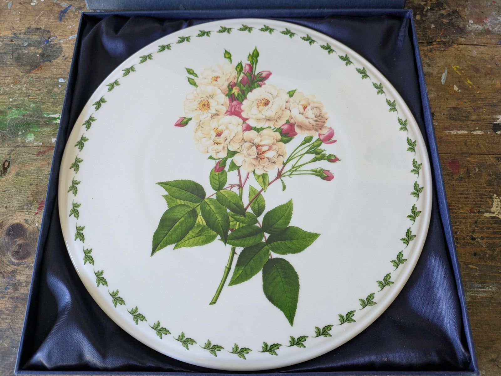 The Regal Bone China Collection Roses Floral Cake Gateau Plate Serving Boxed Vgc