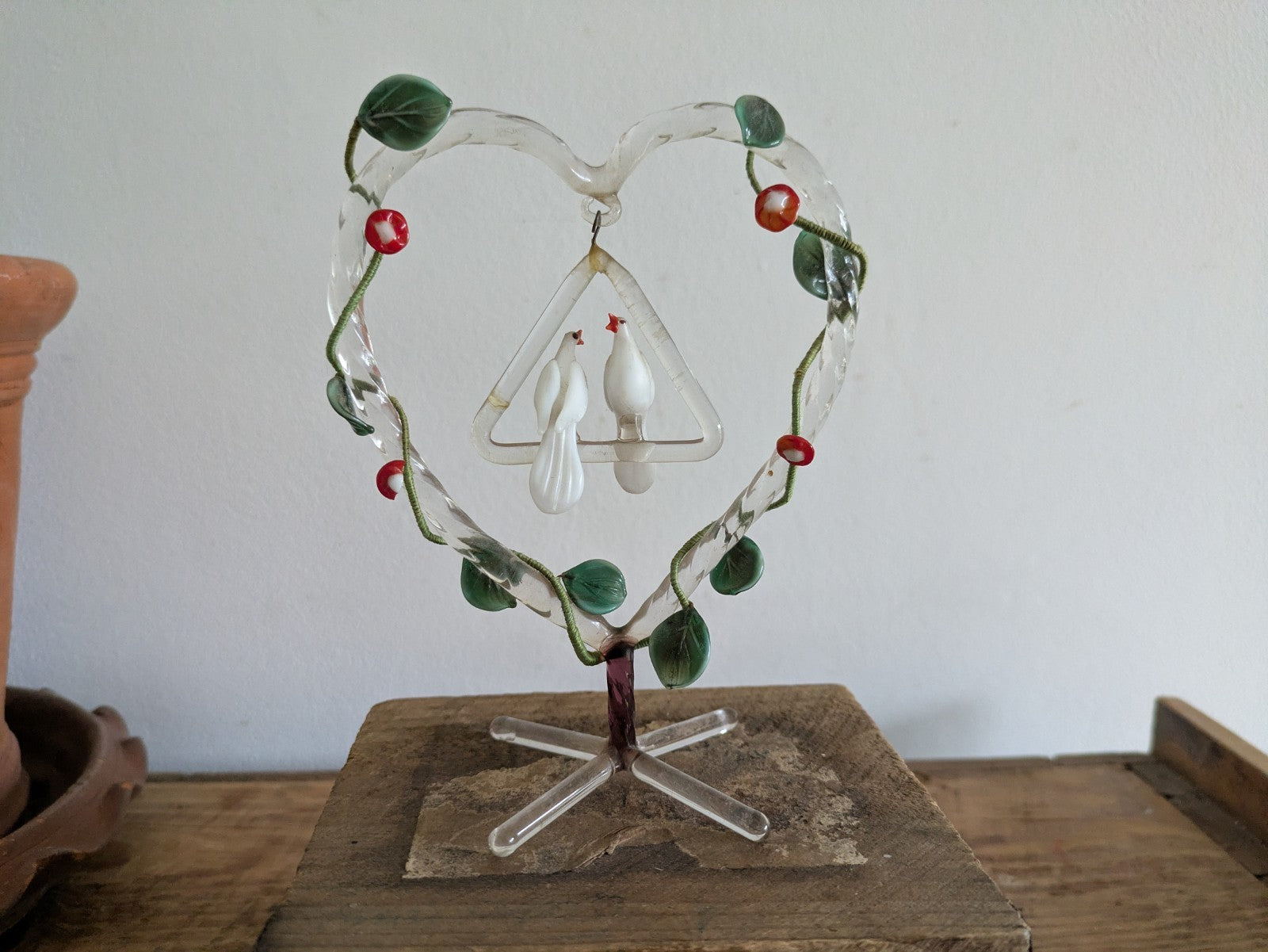 VTG Ornate Hand Blown Glass Wedding Cake Topper Heart Humming Birds Doves Leaves