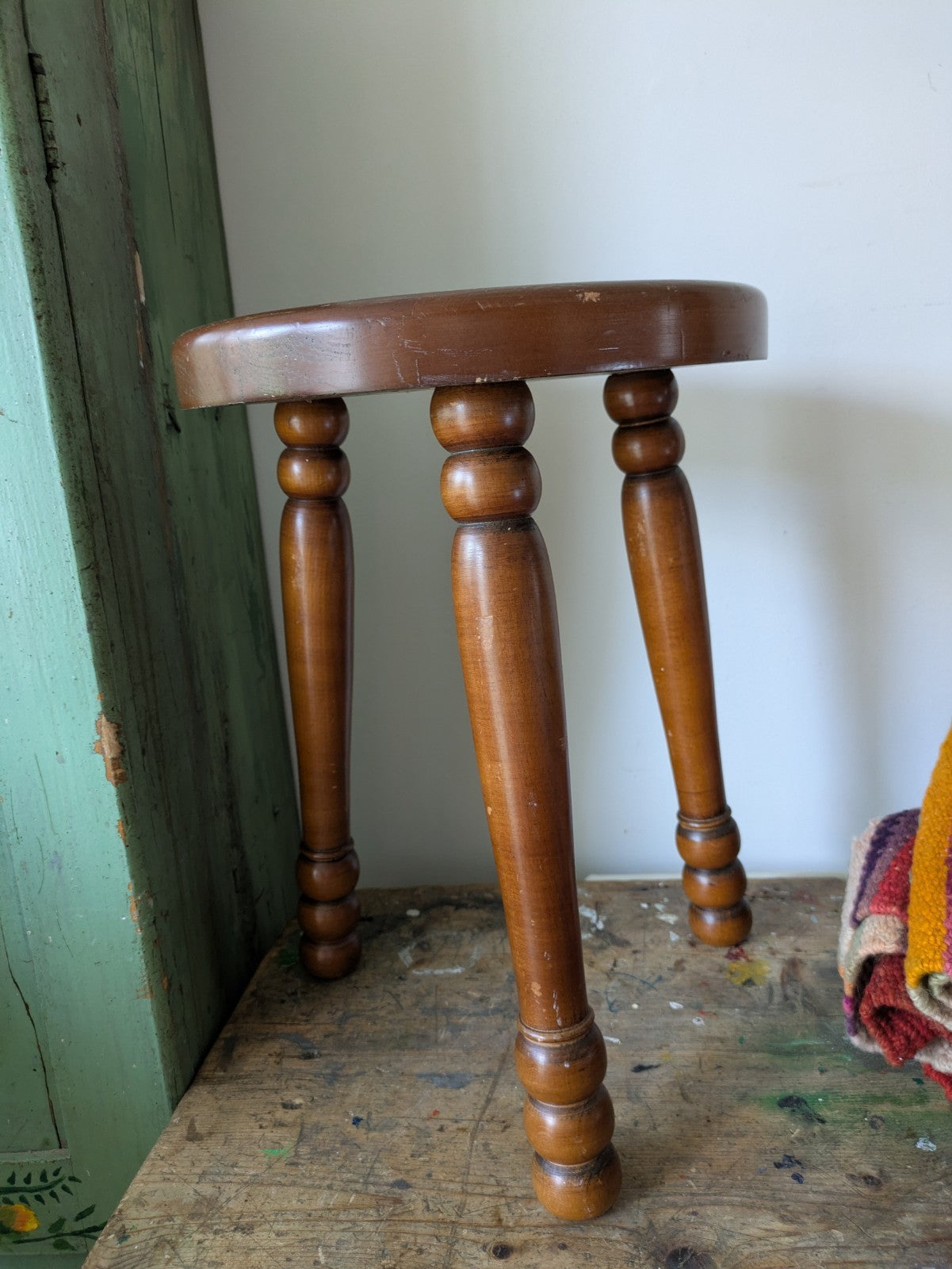 French Rustic Bullseye Stool With Bobbin Screw On Legs Tripod Seat Wooden Vintag