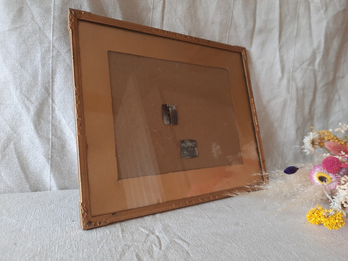 Old gold Shabby chic gilt Picture Frame Metal antique wedding decor detailed!!