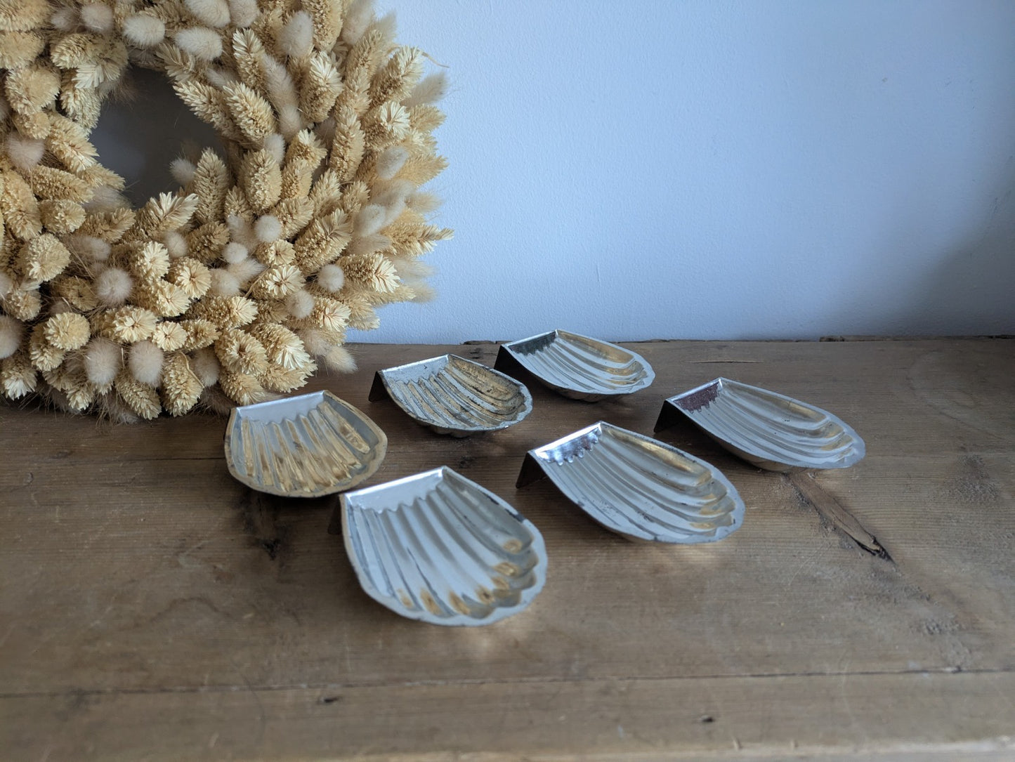6x Antique Metal Clam Shell Shape Mold Tin Chocolate Mold Aluminium Madeline Vtg