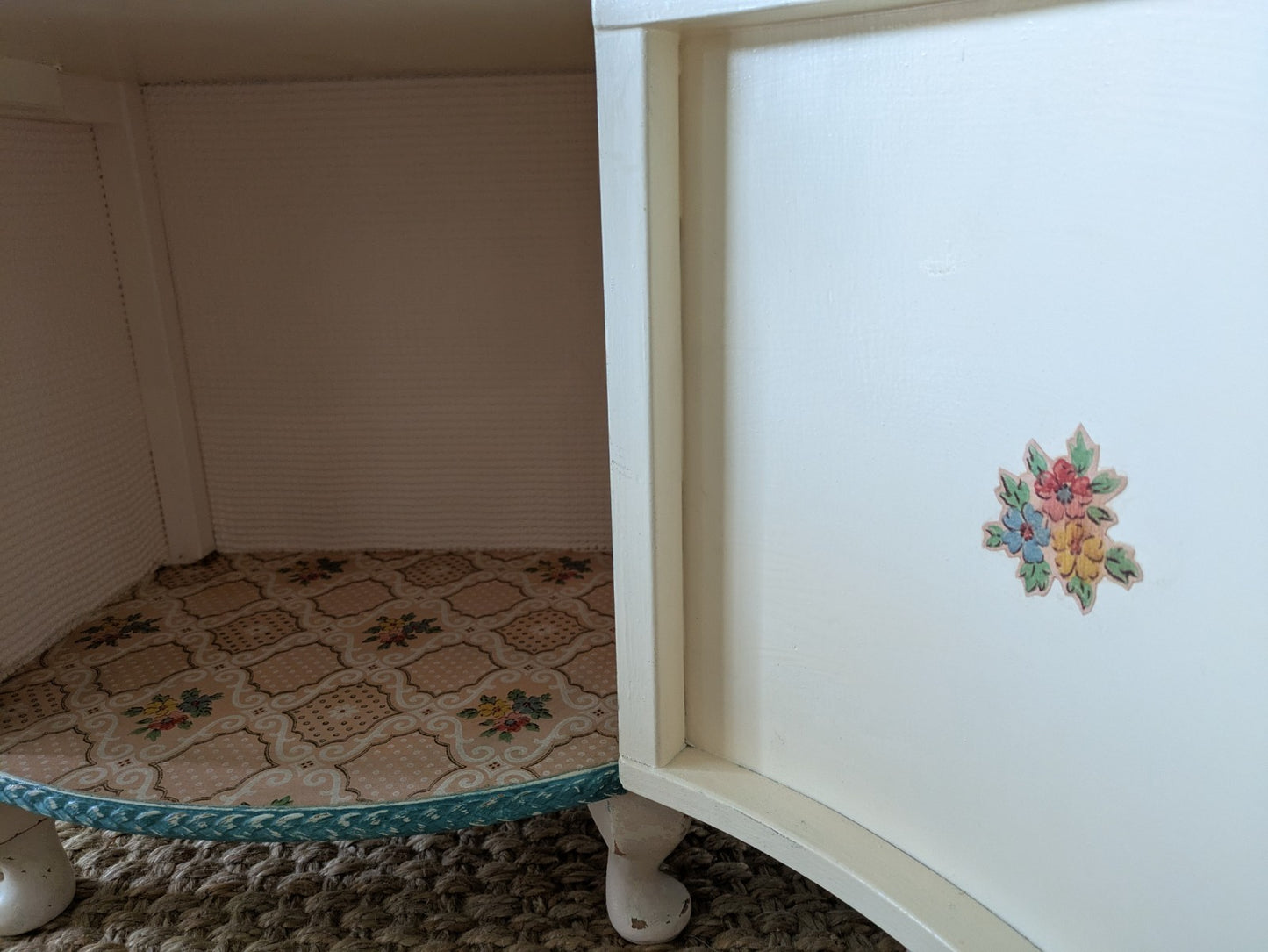 2x Vintage Lloyd Loom Bedside Table Bedside Drawers Cabinets Pair Painted French