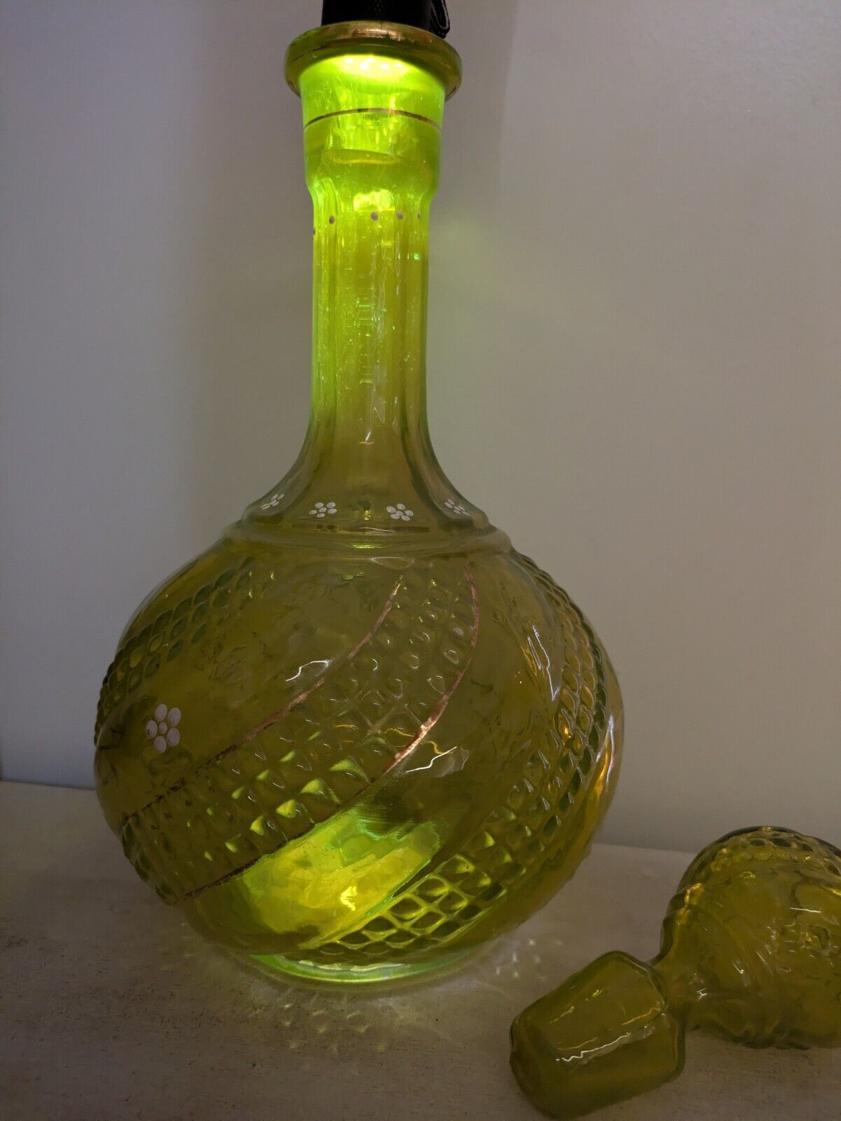 Vintage Yellow Vaseline 1920s 30s Glass Decanter Hand Painted Gold Rare Stopper