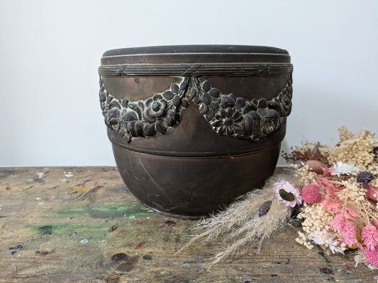 Antique Arts & Crafts Brass Planter Large Size Aspidistra Plant Pot Swags Floral