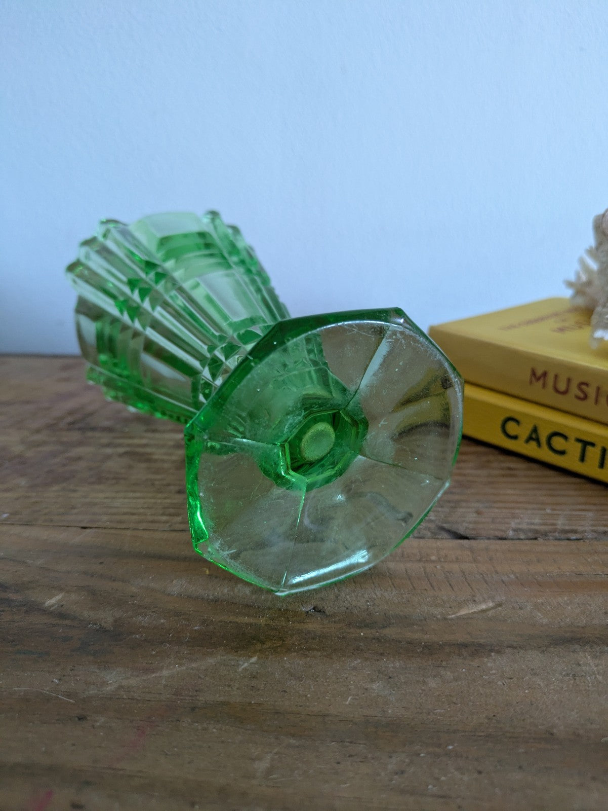 Uranium Green Glass Art Deco Vase c.1930s/40s  Vanity 15cm High Pedestal UV Glow