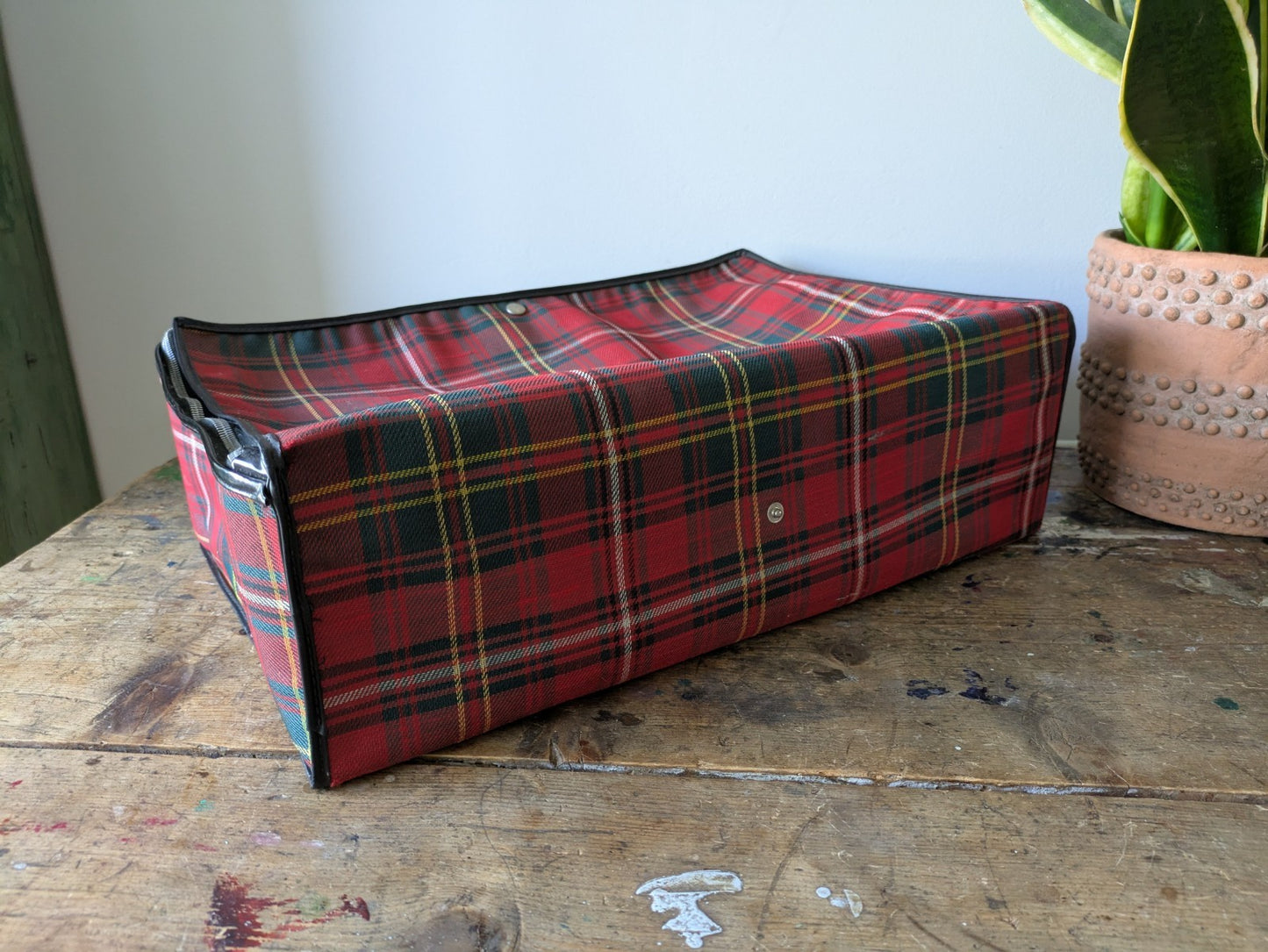 Vintage Retro Red Plaid Tartan Foldable Travel Bag Luggage Collapsible Prop Vgc