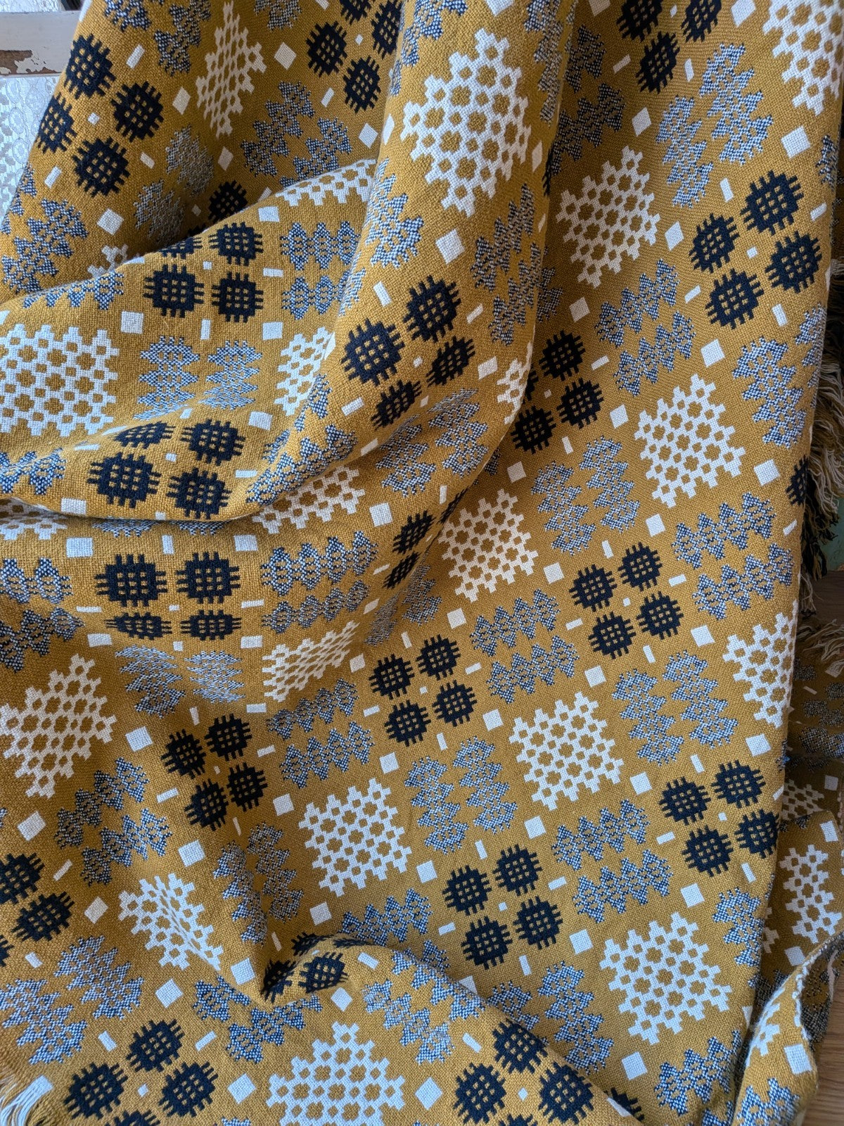 Rare VTG Welsh Wool Blanket Tapestry Black White Reversible Throw Mustard Yellow