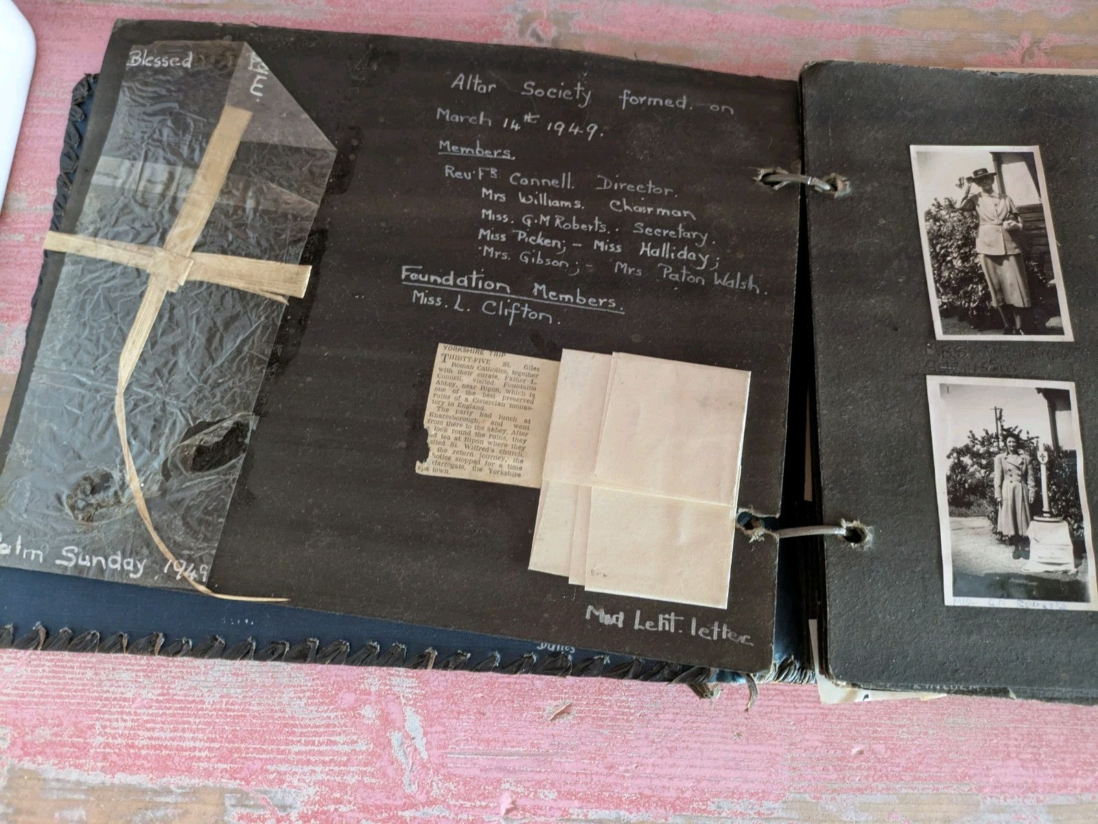 Vintage 1940s WW11 Egyptian Leather Brown Large Photo Album Full Ephemera Photos