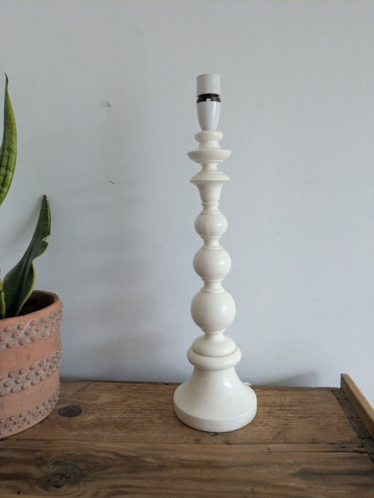 Mid 20th Century 1960s White Gloss Bobbin Table Lamp Wooden Bobble VTG Retro 