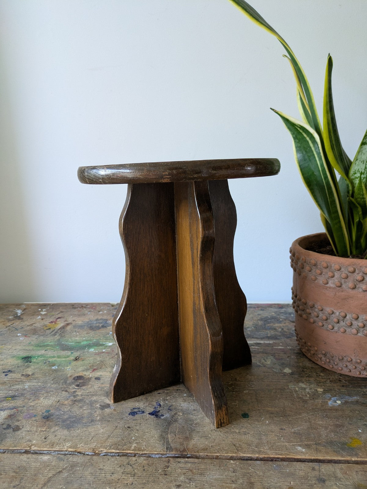 Oak Occasional Side Table Pegged Scalloped Edges Legs Cross Stool Brown VTG Wood