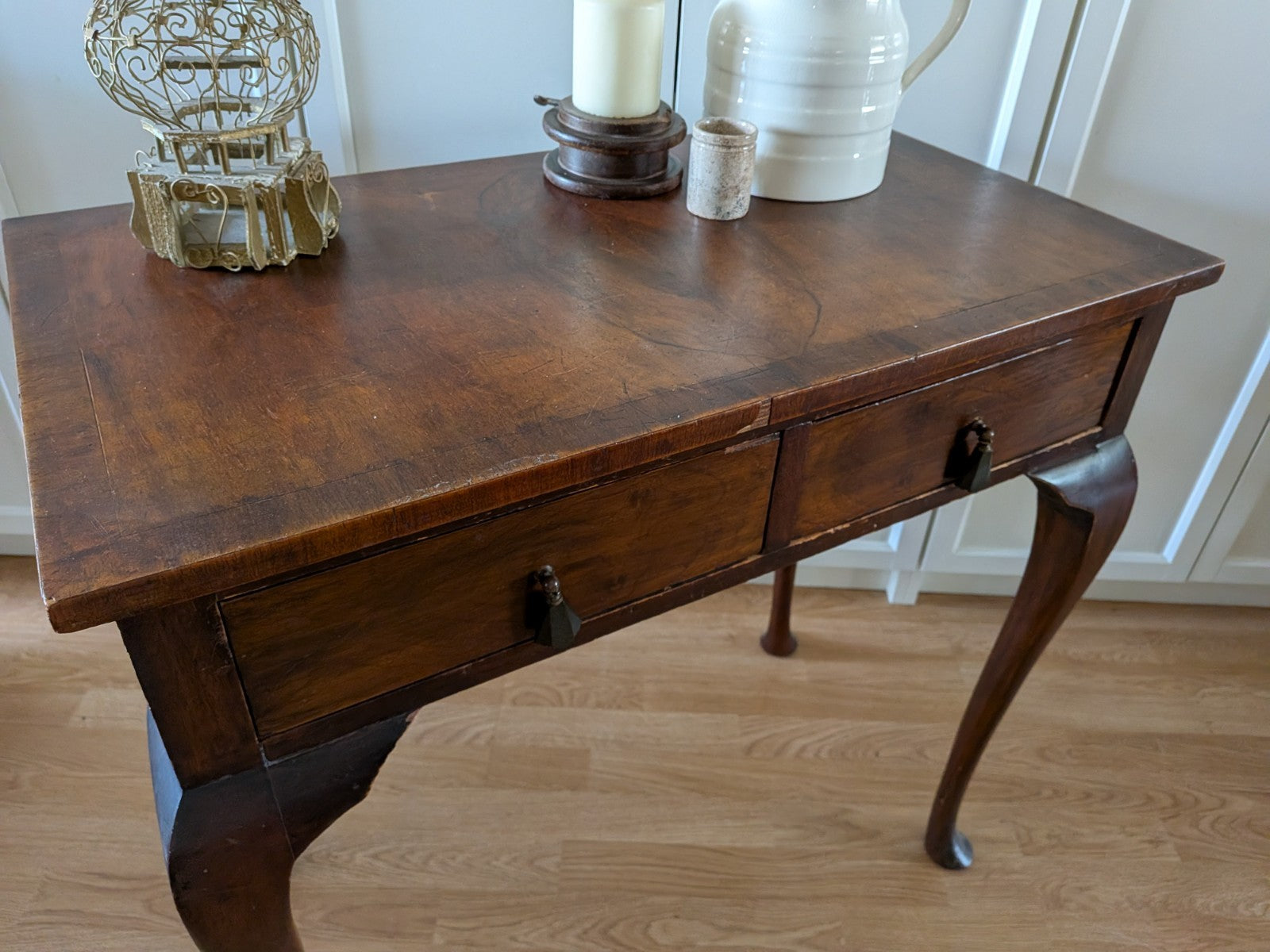 Antique Vintage Walnut Lowboy / Side Table Desk Queen Anne Cabriole Legs Veneer 