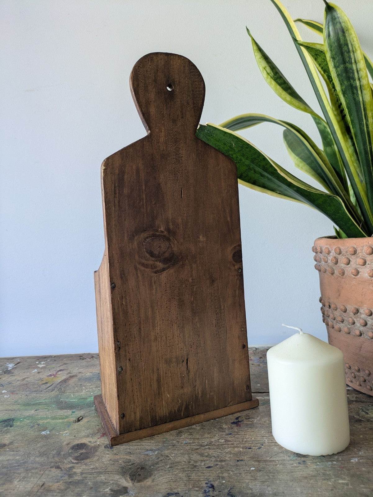 RUSTIC CARVED WOODEN COUNTRY HOUSE GOTHIC CHURCH STYLE CANDLE BOX WALL SCONCE.