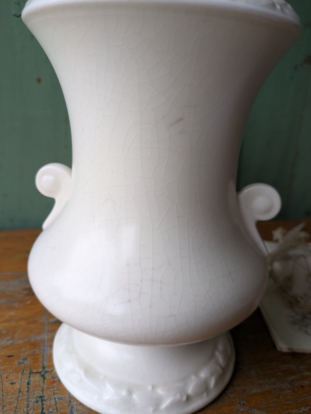 Rare Sylvac 1930s Satin White Green Mantle Vase flower Vtg Trumpet Decor 2465
