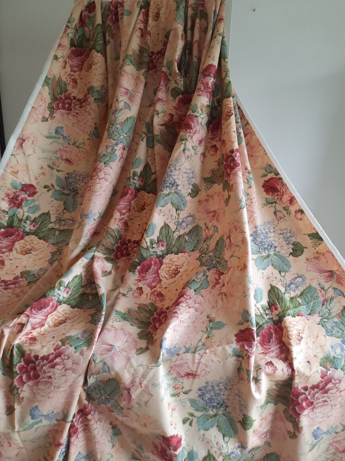 Country house floral curtain Fabric Material cotton Cabbage Rose Floral Vtg 3.3m