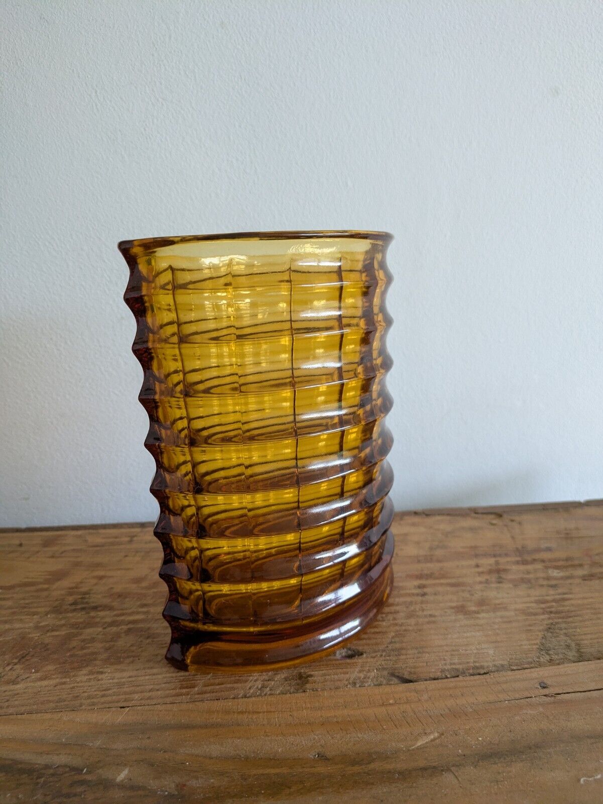 RARE 1975 Zabkowice Glass Works Amber Vase Jan Sylwester Drost New Look Optical 