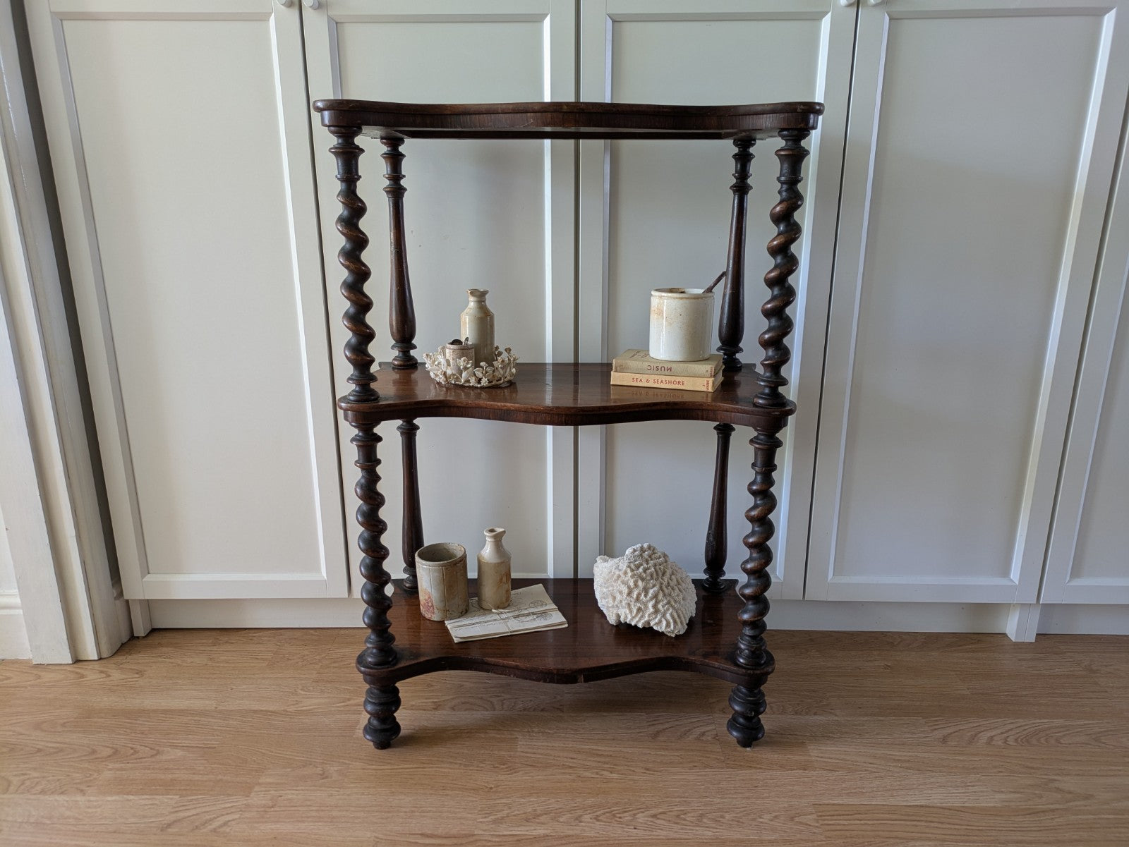 Antique Victorian Whatnot Mahogany Shelves Barley Twist Turned Legs Bookcase 