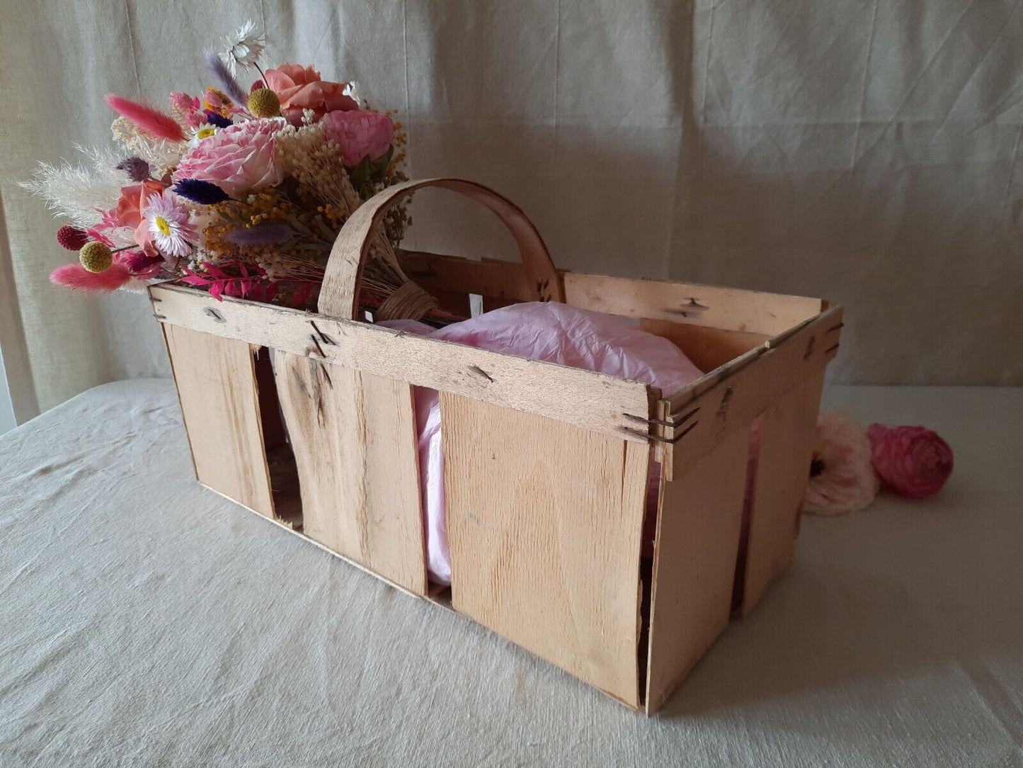 GENUINE VINTAGE WOODEN TRUG ideal FLOWERS FRUIT VEGETABLES Herbs Basket Display